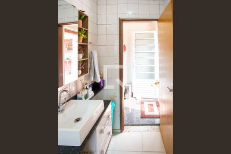 Casa à venda com 245m², 4 quartos e 1 vaga Casa à venda com 245m², 4 quartos e 1 vagaBanheiro