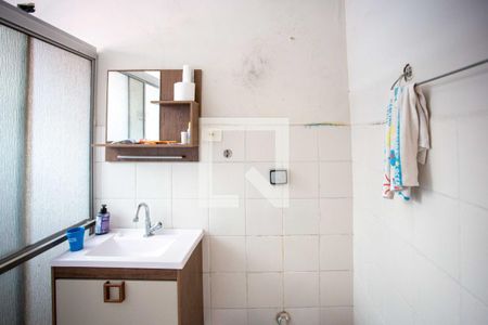 Casa à venda com 245m², 4 quartos e 1 vaga Casa à venda com 245m², 4 quartos e 1 vagaBanheiro Casa 2