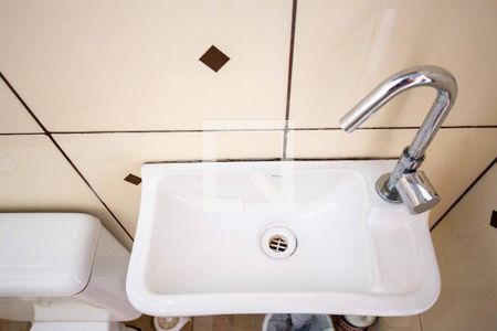 Casa à venda com 245m², 4 quartos e 1 vaga Casa à venda com 245m², 4 quartos e 1 vagaBanheiro 2