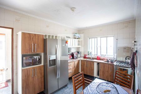 Casa à venda com 245m², 4 quartos e 1 vaga Casa à venda com 245m², 4 quartos e 1 vagaCozinha