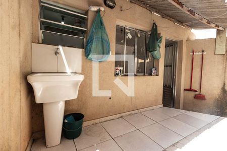 Casa à venda com 300m², 5 quartos e 2 vagasÁrea de Serviço Casa 2