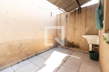 Casa à venda com 300m², 5 quartos e 2 vagasÁrea de Serviço Casa 2