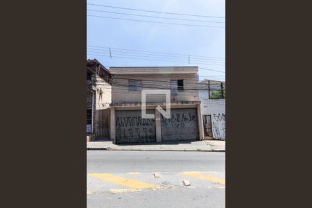 Casa à venda com 300m², 5 quartos e 2 vagasFachada