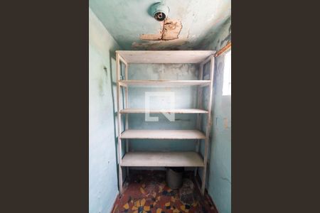 Casa à venda com 140m², 2 quartos e 1 vaga Casa à venda com 140m², 2 quartos e 1 vagaDespensa