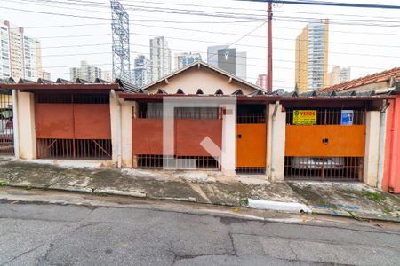 Casa à venda com 140m², 1 quarto e 3 vagasFachada