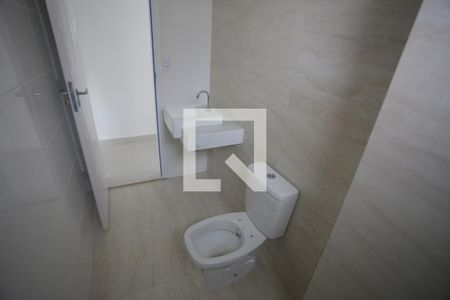 Apartamento à venda com 77m², 3 quartos e 2 vagasBanheiro