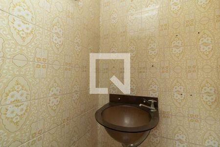 Casa para alugar com 150m², 3 quartos e 2 vagasBanheiro 1