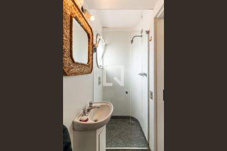 Apartamento à venda com 623m², 3 quartos e 6 vagasBanheiro de Serviço