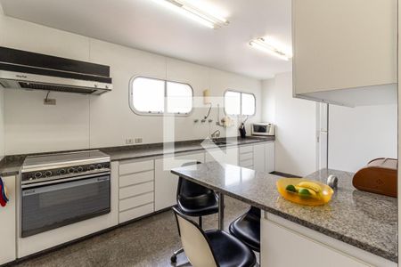 Apartamento à venda com 623m², 3 quartos e 6 vagasCozinha
