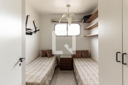 Apartamento à venda com 623m², 3 quartos e 6 vagasQuarto de Serviço 1