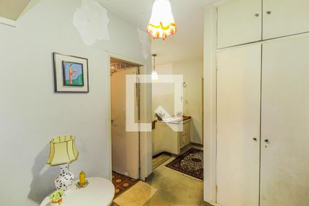 Casa à venda com 190m², 3 quartos e 2 vagasHall