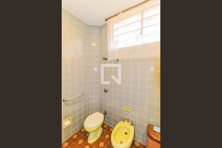 Casa à venda com 190m², 3 quartos e 2 vagasBanheiro 1