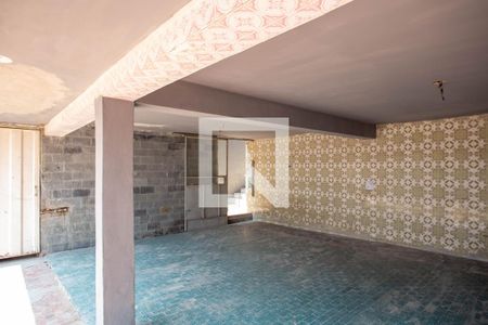 Casa à venda com 280m², 4 quartos e 4 vagasGaragem