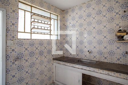 Casa à venda com 280m², 4 quartos e 4 vagasCozinha