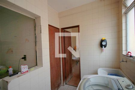 Apartamento à venda com 132m², 2 quartos e 1 vagaÁrea de Serviço