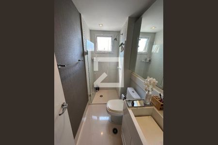 Apartamento para alugar com 59m², 2 quartos e 1 vaga Apartamento para alugar com 59m², 2 quartos e 1 vagaBanheiro da Suíte