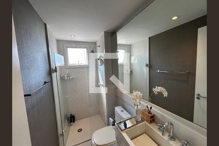 Apartamento para alugar com 59m², 2 quartos e 1 vaga Apartamento para alugar com 59m², 2 quartos e 1 vagaBanheiro da Suíte