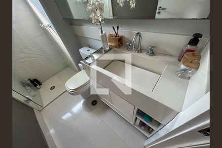 Apartamento para alugar com 59m², 2 quartos e 1 vaga Apartamento para alugar com 59m², 2 quartos e 1 vagaBanheiro da Suíte
