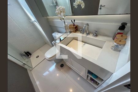 Apartamento para alugar com 59m², 2 quartos e 1 vaga Apartamento para alugar com 59m², 2 quartos e 1 vagaBanheiro da Suíte