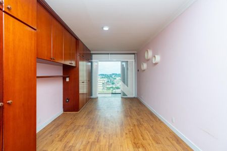 Suíte de apartamento para alugar com 3 quartos, 186m² em Vila Alexandria, São Paulo