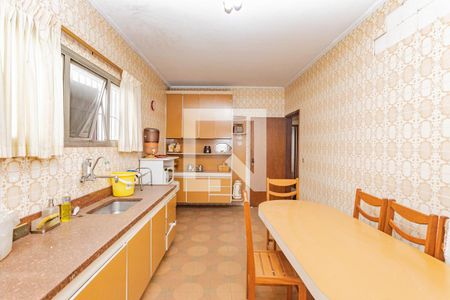 Casa à venda com 400m², 2 quartos e 1 vagaCozinha