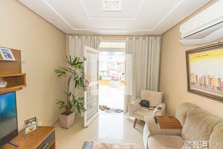 Sala de casa à venda com 3 quartos, 200m² em Vila da Penha, Rio de Janeiro