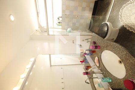 Apartamento à venda com 100m², 3 quartos e 2 vagasbanheiro 1