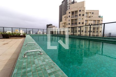 Apartamento à venda com 32m², 1 quarto e sem vagaÁrea comum - Piscina