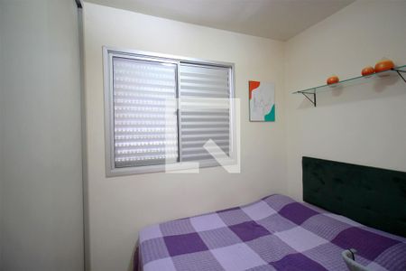 Suite de apartamento à venda com 3 quartos, 60m² em Fernão Dias, Belo Horizonte