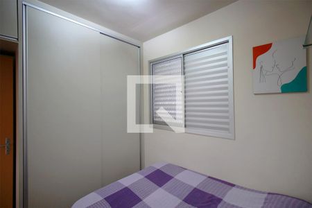 Suite de apartamento à venda com 3 quartos, 60m² em Fernão Dias, Belo Horizonte