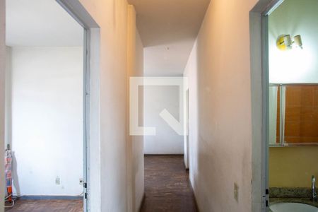 Corredor de apartamento à venda com 3 quartos, 90m² em Santa Efigênia, Belo Horizonte