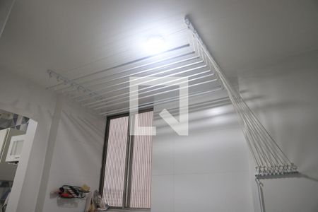 Apartamento à venda com 97m², 2 quartos e 1 vagaDetalhe Área de Serviço