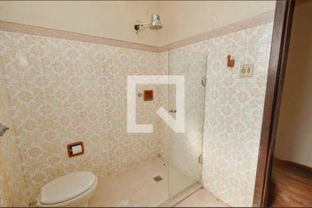 Casa à venda com 150m², 3 quartos e 2 vagasBanheiro