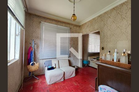 Casa à venda com 300m², 4 quartos e 4 vagasCloset da suíte