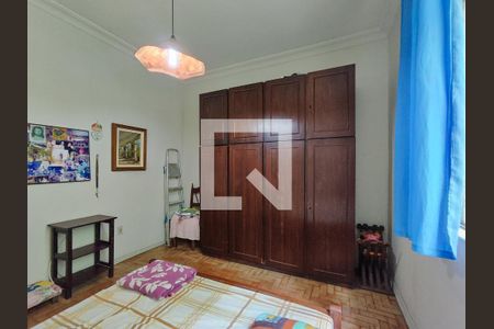 Casa à venda com 300m², 4 quartos e 4 vagasQuarto 2