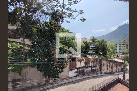 Casa à venda com 300m², 4 quartos e 4 vagasVista do Quarto 1