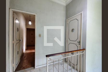 Casa à venda com 300m², 4 quartos e 4 vagasHall social