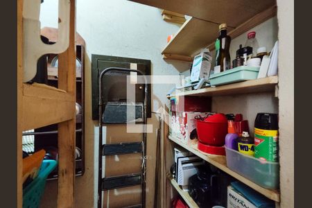 Casa à venda com 300m², 4 quartos e 4 vagasDespensa