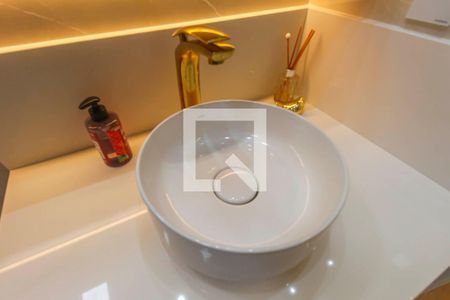 Apartamento à venda com 78m², 2 quartos e 1 vaga Apartamento à venda com 78m², 2 quartos e 1 vagaBanheiro