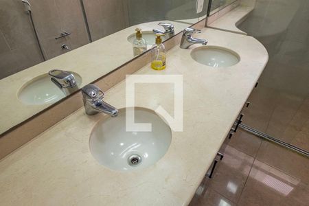 Apartamento para alugar com 125m², 2 quartos e 1 vagaSuíte - Banheiro