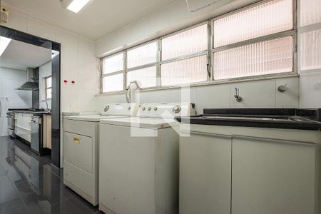 Apartamento para alugar com 125m², 2 quartos e 1 vagaÁrea de Serviço