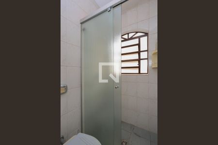 Casa para alugar com 158m², 3 quartos e 2 vagas Casa para alugar com 158m², 3 quartos e 2 vagasBanheiro de serviço