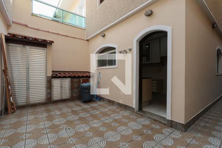 Casa para alugar com 158m², 3 quartos e 2 vagas Casa para alugar com 158m², 3 quartos e 2 vagasQuintal