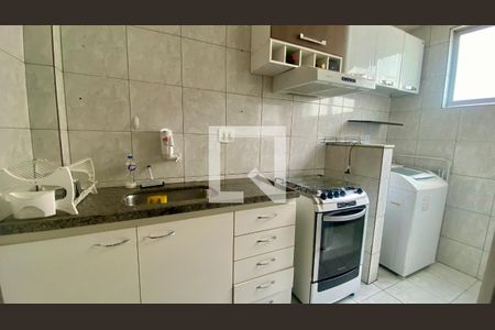 Cozinha de apartamento para alugar com 2 quartos, 72m² em Havaí, Belo Horizonte