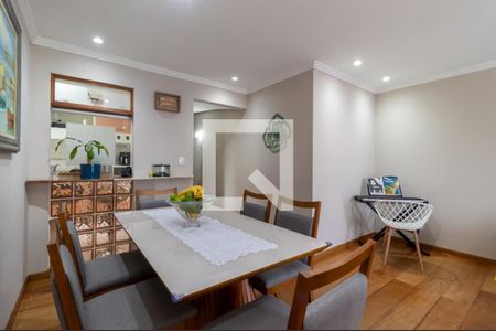 Apartamento à venda com 95m², 3 quartos e 2 vagas Apartamento à venda com 95m², 3 quartos e 2 vagasSala de Jantar