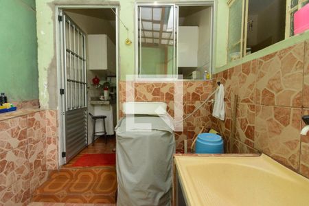 Casa à venda com 360m², 3 quartos e 2 vagasÁrea de Serviço