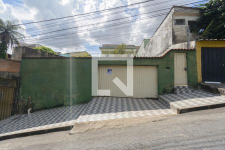 Casa à venda com 360m², 3 quartos e 2 vagasPlaquinha
