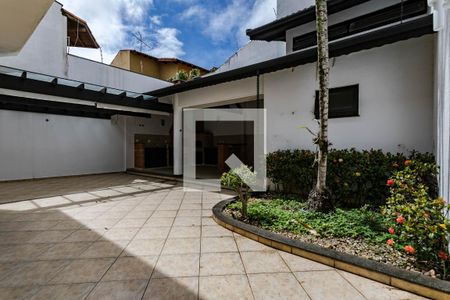Casa para alugar com 297m², 3 quartos e 2 vagasJardim - Quintal 