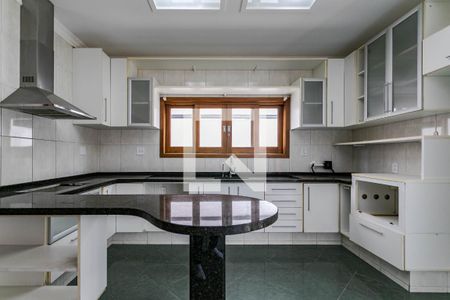 Casa para alugar com 297m², 3 quartos e 2 vagasCozinha 