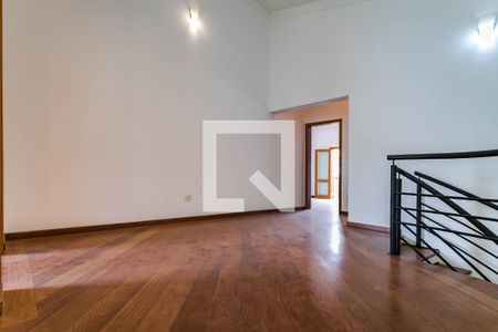 Casa para alugar com 297m², 3 quartos e 2 vagasHall de Escadas